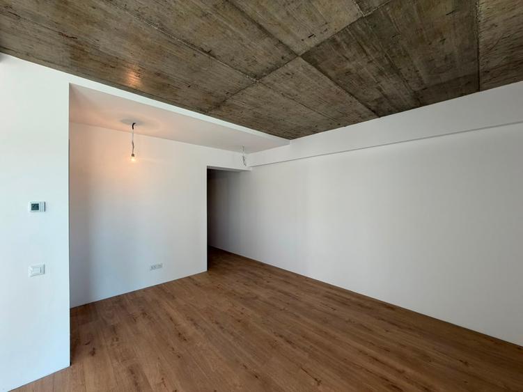Apartament cu 2 camere semidecomandat în Pipera