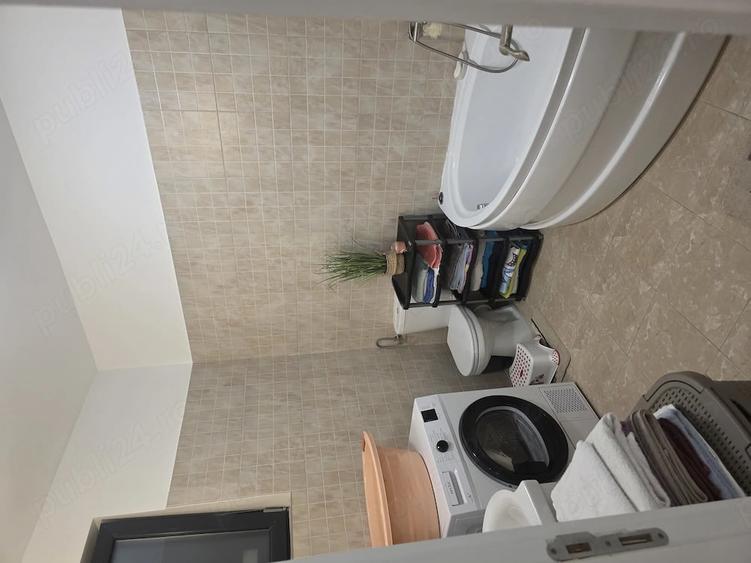 Casă cu Teren 145 Mp în Central