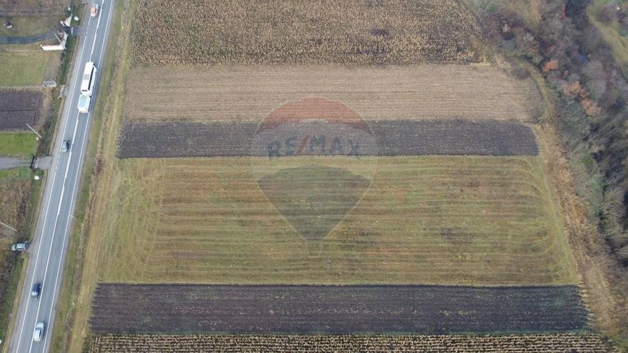 Teren Construcții intravilan de 9000 mp, în Gilău