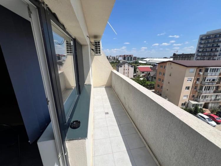 Apartament cu 3 camere semidecomandat, mobilat în Theodor Pallady