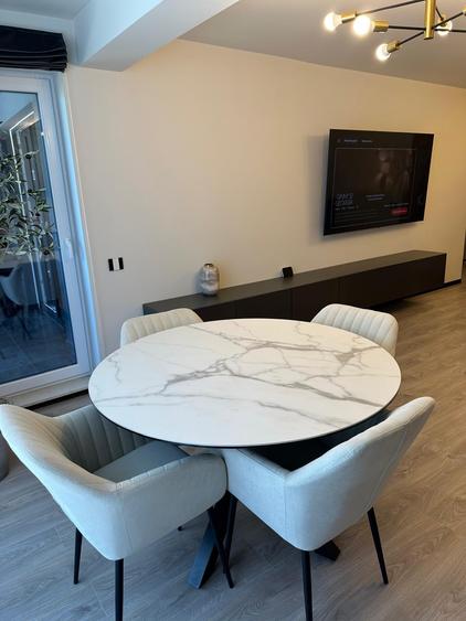 Apartament cu 2 camere semidecomandat în Sopor