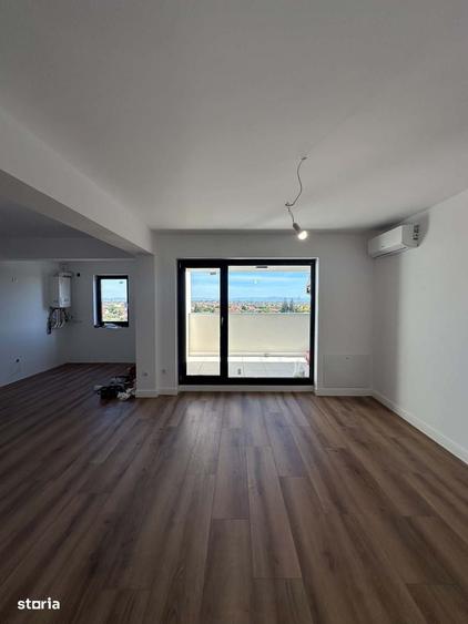 Apartament cu 3 camere decomandat în Carpați 2