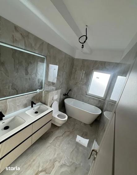 Casă cu 4 camere cu Teren 250 Mp în Chinteni