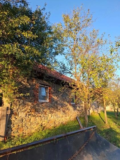 Casă cu 3 camere cu Teren 1200 Mp în Goruia