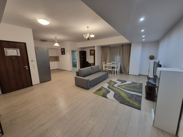 Apartament cu 2 camere semidecomandat în Băneasa