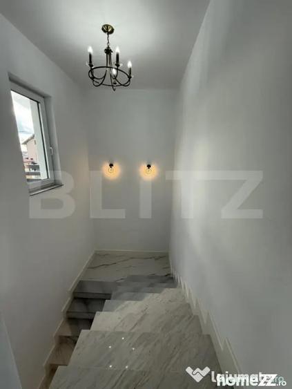 Casă cu 4 camere cu Teren 390 Mp în Botiz