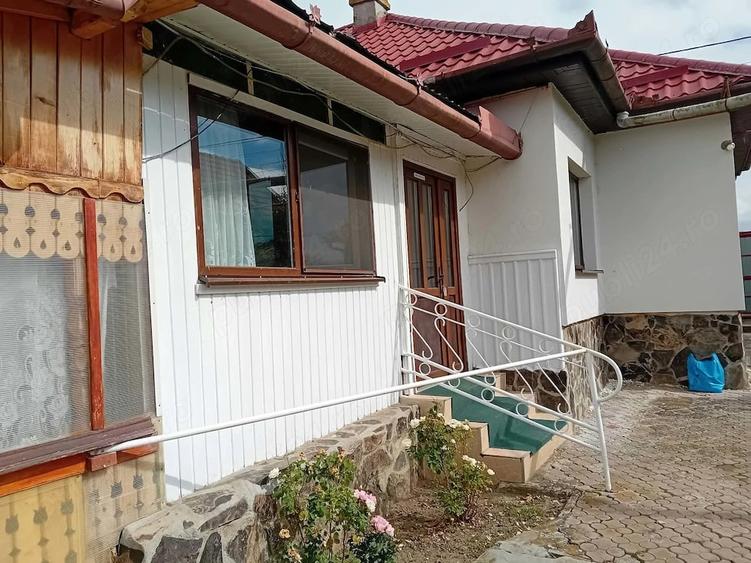 Casă cu 3 camere cu Teren 1019 Mp în Gănești