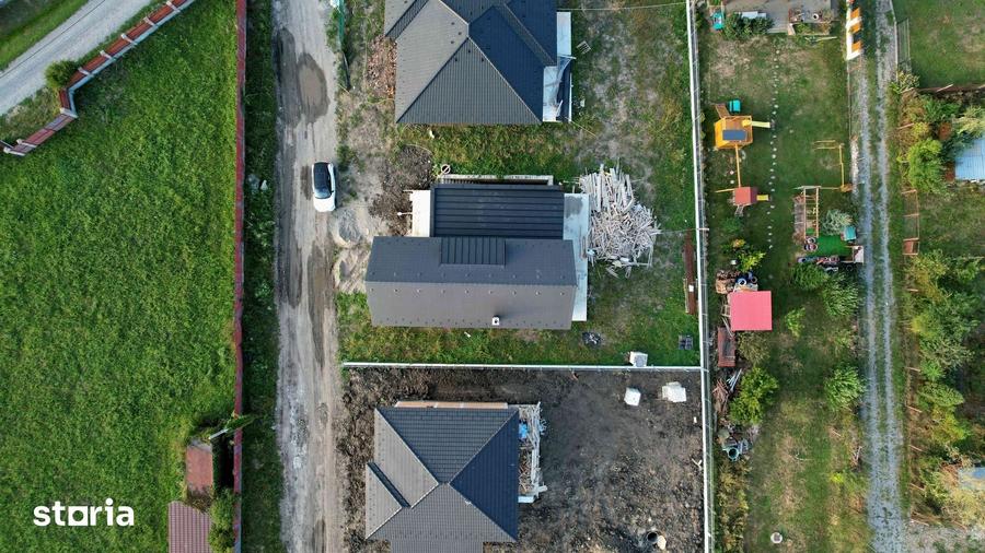 Casă cu 3 camere cu Teren 566 Mp în Corunca