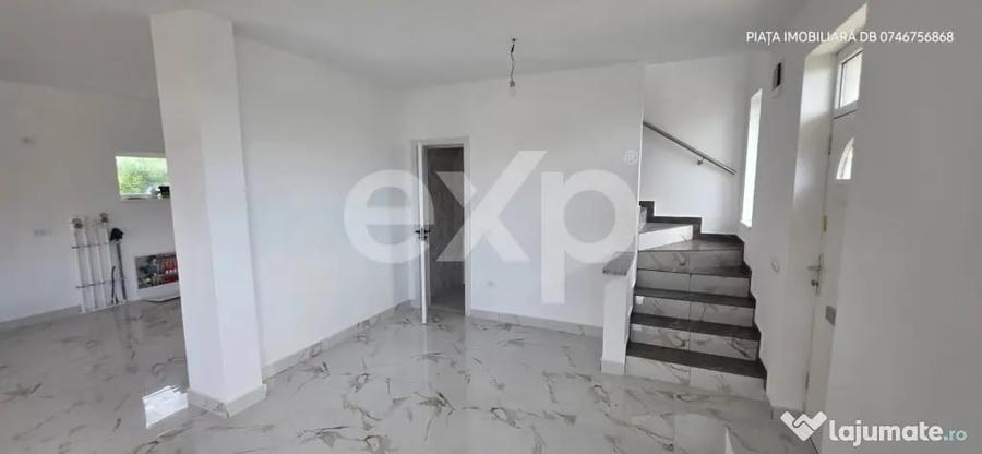 Casă cu 3 camere cu Teren 406 Mp în Matraca