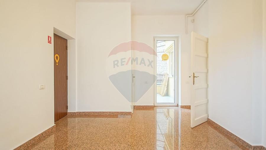 COMISION 0% - Spatiu Comercial de închiriat - Bulevardul 15 Noiembrie - 15