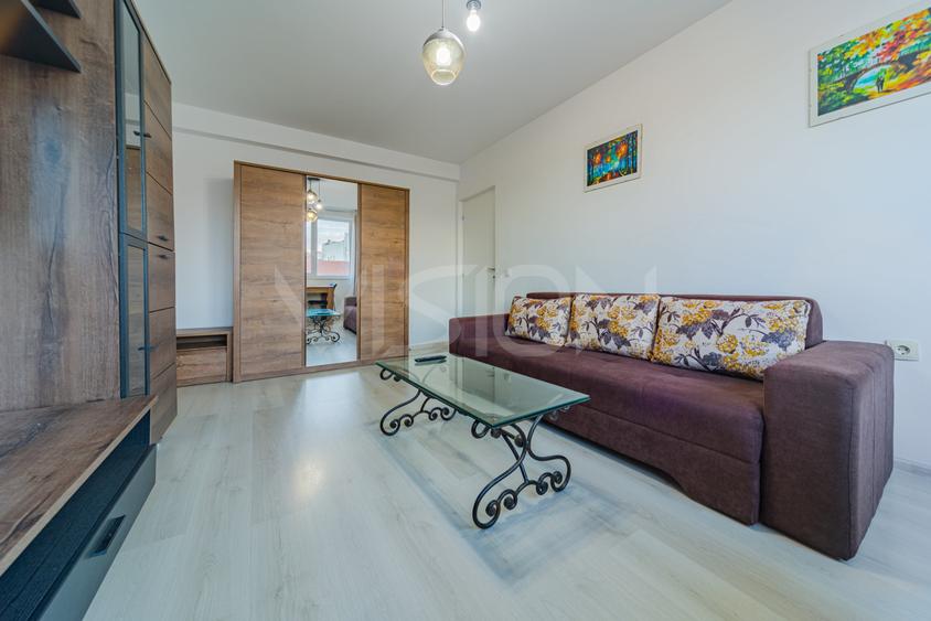 Apartament cu 2 camere decomandat în Central