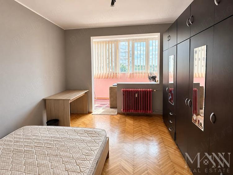 Apartament cu 3 camere decomandat în Central