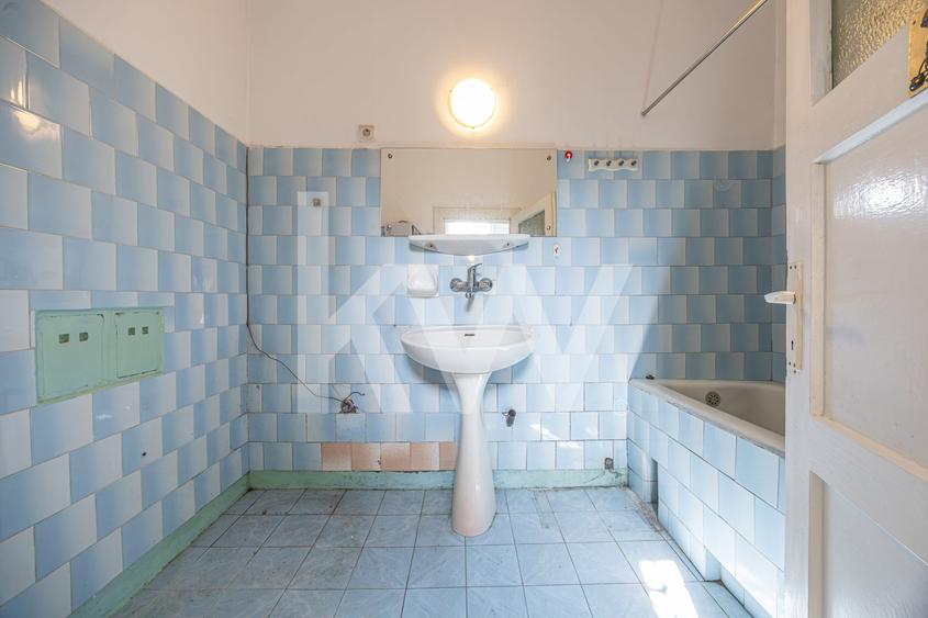 Apartament cu 2 camere nedecomandat, mobilat în Centrul Istoric