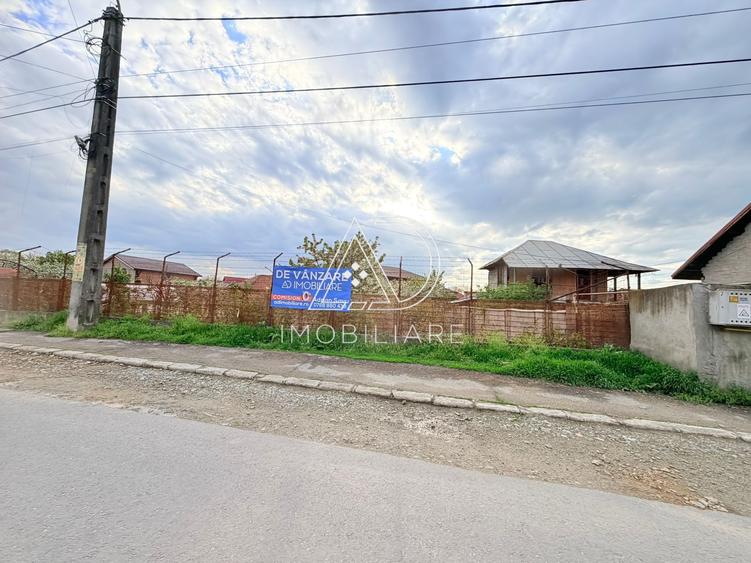 Teren intravilan de 420 mp, în 9 Mai