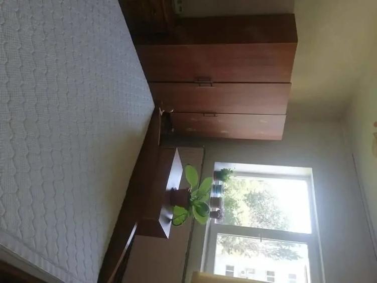 Apartament cu 2 camere nedecomandat în Central