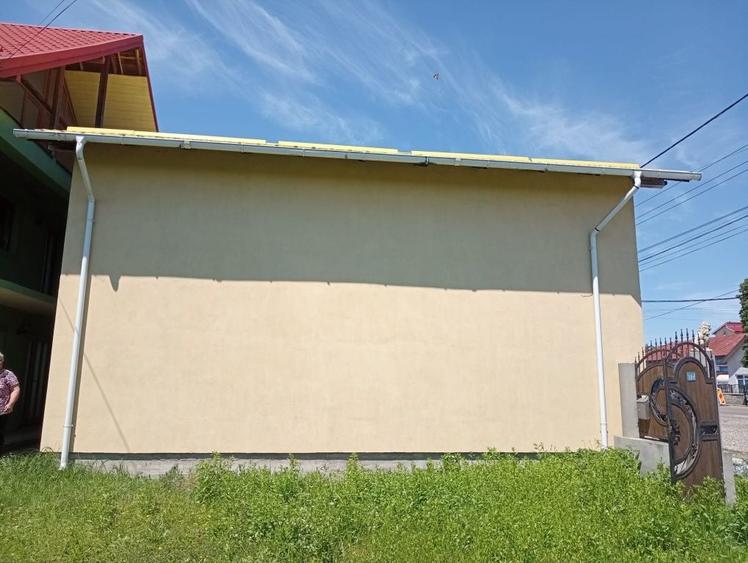 Spațiu comercial, de 200 mp, în Vadu Moldovei