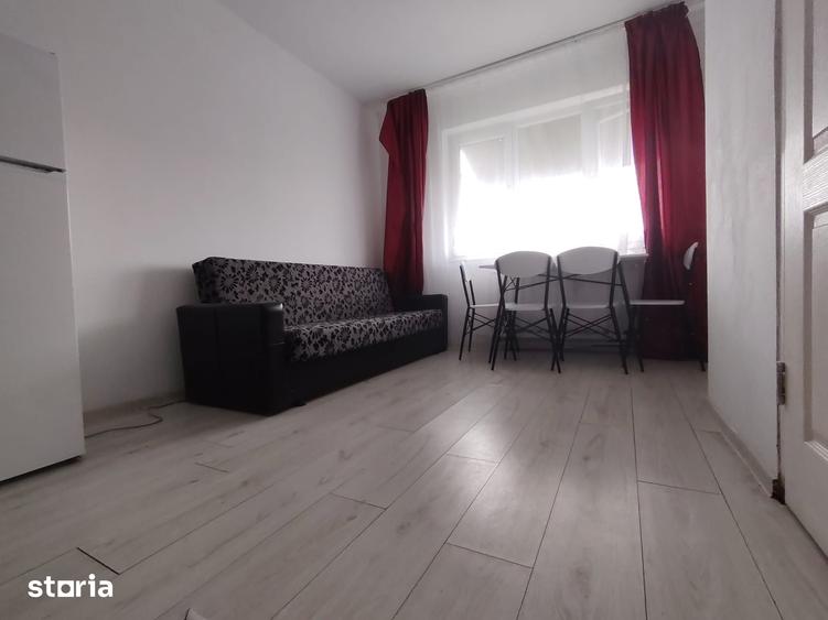 Garsonieră în Podu Roș