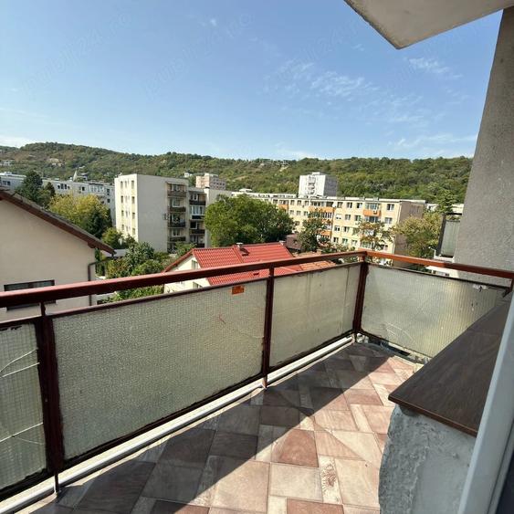 Apartament cu 2 camere decomandat în Grigorescu