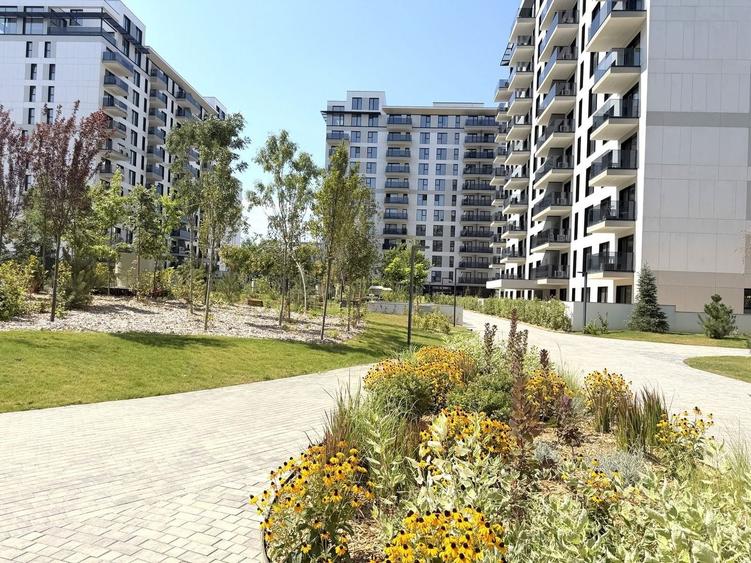 Apartament cu 2 camere decomandat în Aviației