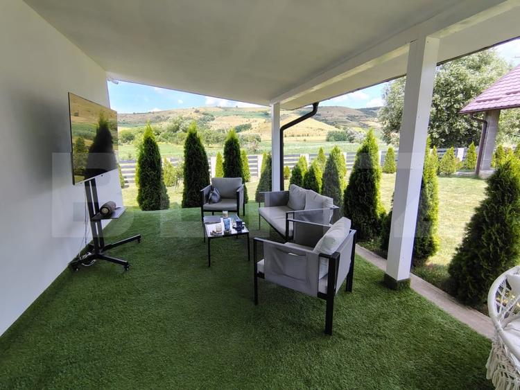 Casă individuală cu 4 camere cu Teren 1400 Mp în Suatu