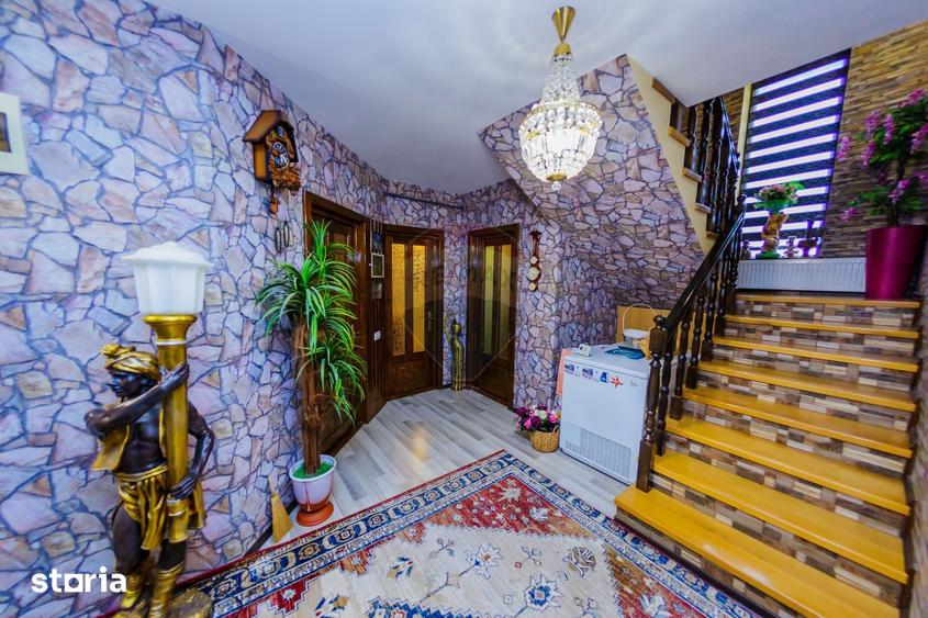 Casă cu 4 camere cu Teren 758 Mp în Coltău