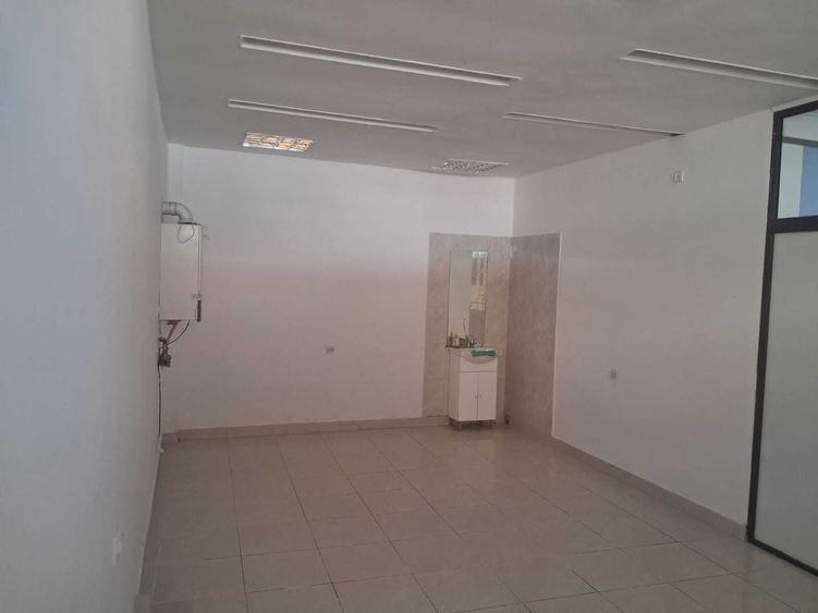 Spatiu comercial de inchiriat in zona centrala Galati - 2