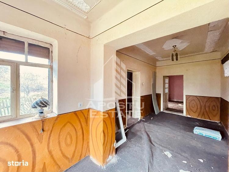 Casă cu 2 camere în Central