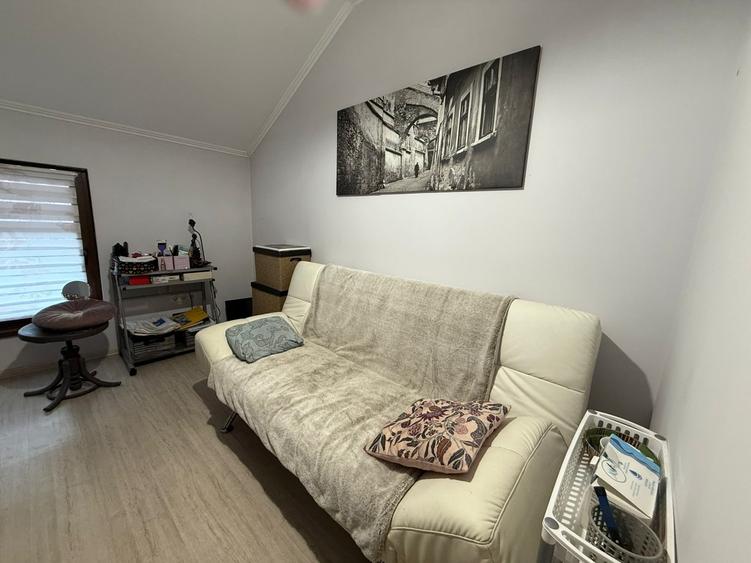 Spațiu comercial, de 385 mp, în Aiud