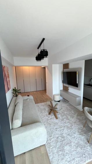 Apartament cu 2 camere decomandat în Pipera
