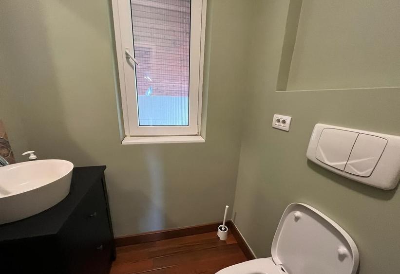 Casa superba langa padure, teren 1000 mp, incalzire in pardoaseala, garaj - 15