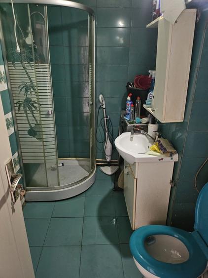 Apartament cu 3 camere decomandat în Viitorului