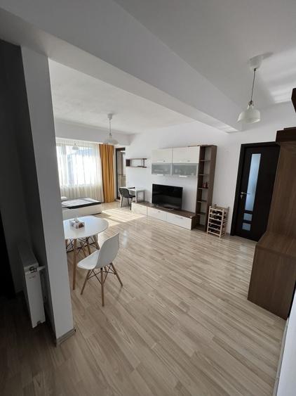 Inchiriez apartament cu 2 camere Crangasi - 1