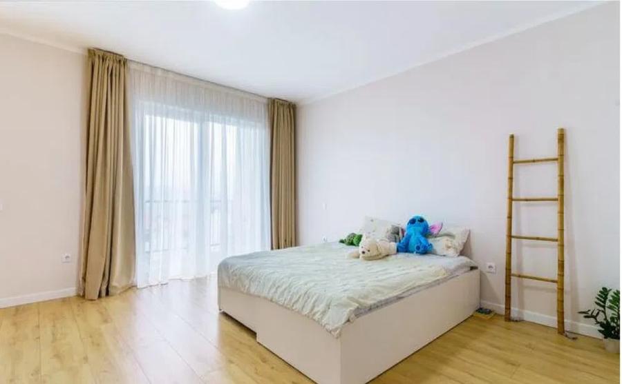 Duplex cu 5 camere cu Canalizare în Florești