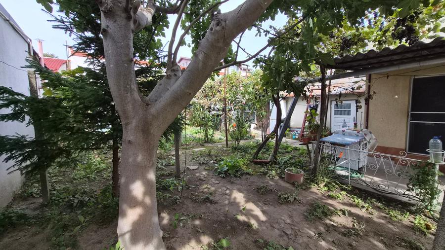Casă individuală cu 3 camere cu Canalizare în Faleza Nord