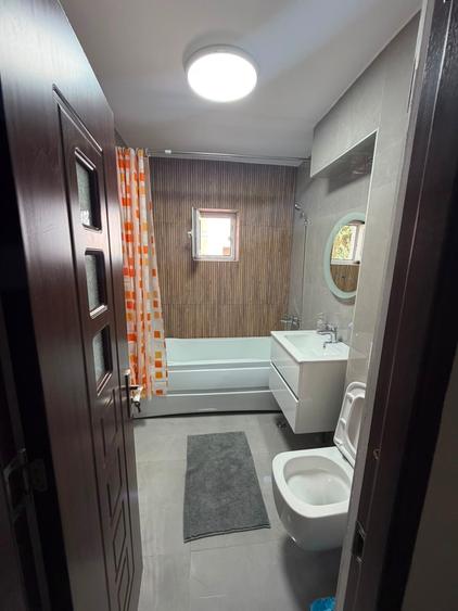 Apartament cu 2 camere decomandat în Nicolina
