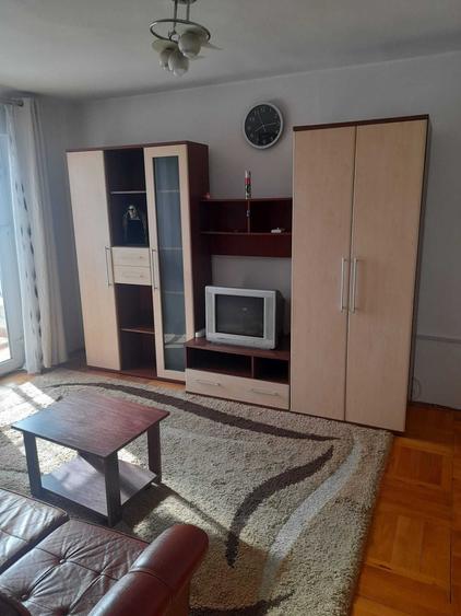 Inchiriez apartament 2 camere - 6