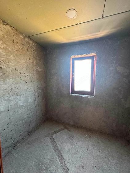 Casă cu Teren 1130 Mp în Central