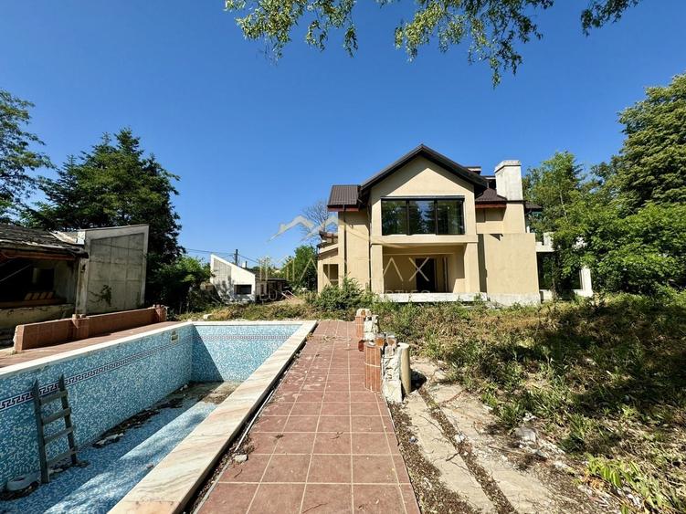 Casă individuală cu 13 camere cu Piscina în Snagov