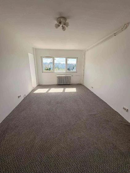 Apartament cu 2 camere decomandat în Colentina