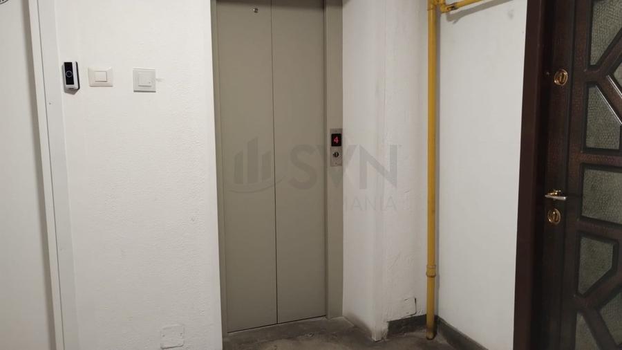 Apartament cu 3 camere decomandat în P-ța Unirii