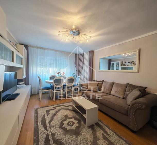Apartament cu 3 camere decomandat, mobilat în Lipovei
