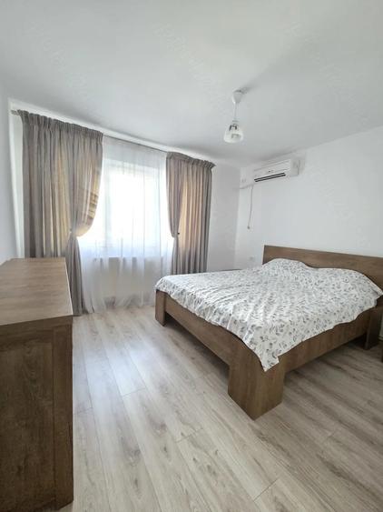 Apartament cu 3 camere semidecomandat în Viziru 1