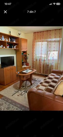 Apartament cu 3 camere decomandat în Govândari