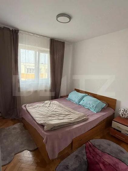 Apartament cu 2 camere semidecomandat, mobilat în Central