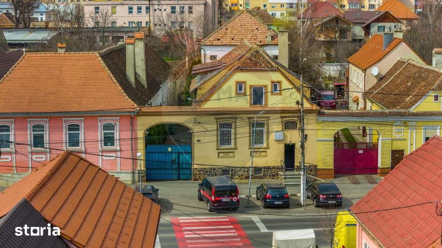 Apartament cu 7 camere în Ultracentral