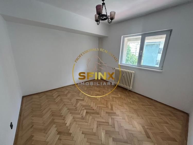 Apartament cu 4 camere decomandat în 1 Mai