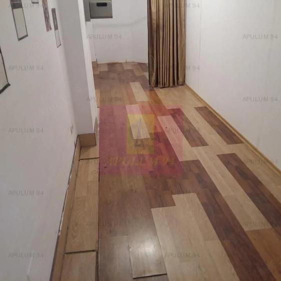 Casă cu 6 camere cu Teren 890 Mp în Dobroești