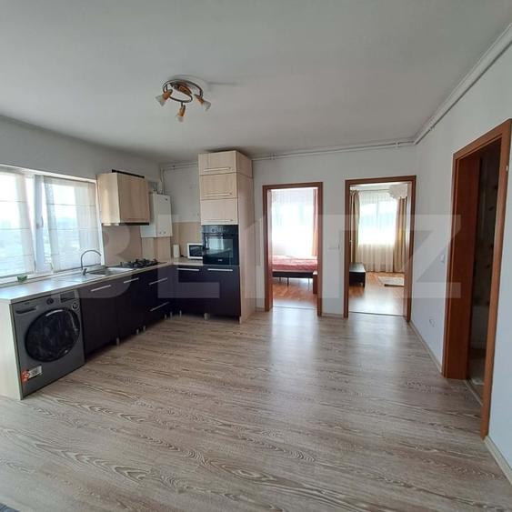 Apartament cu 3 camere, 52 mp, parcare, Cartier Subcetate - 1