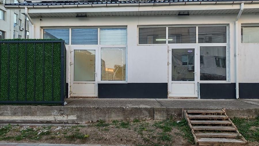 Spațiu comercial, de 70 mp, în Central