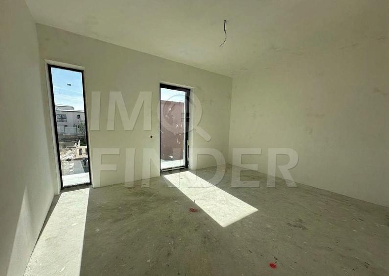 Duplex cu 4 camere cu Canalizare în Iris